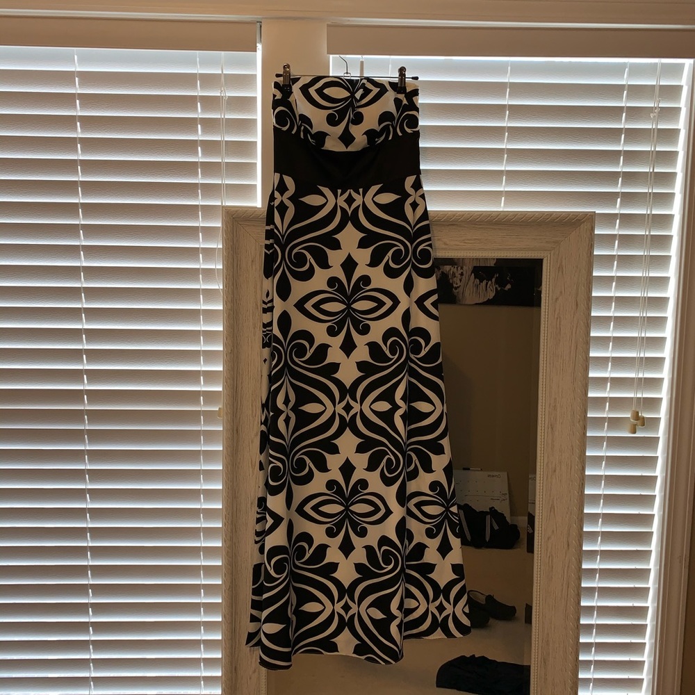 Formal floorlength dress